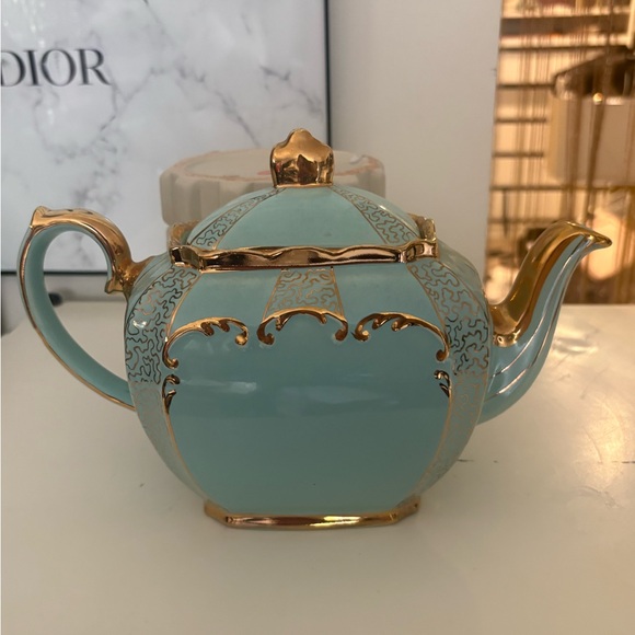 Sadler England Elegant Blue and Gold Teapot - Picture 5 of 11